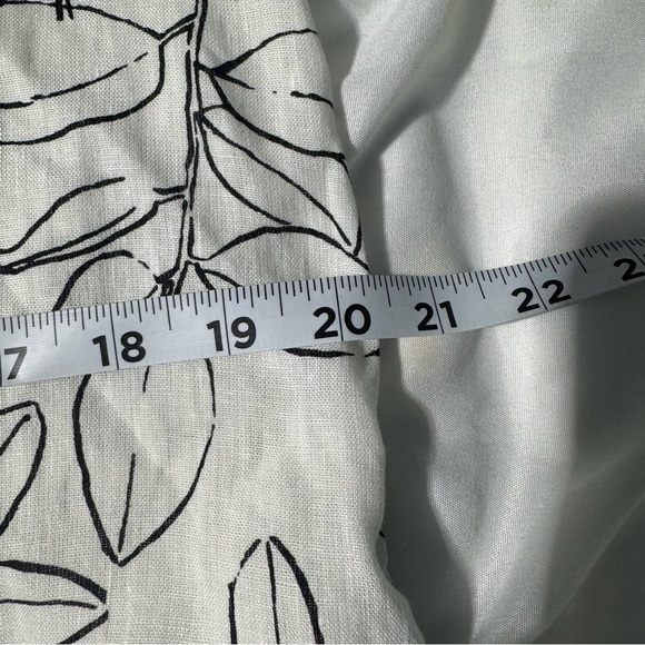 Cynthia Rowley 100% Linen Dress White with Black Floral Button Down Size Small - Picture 12 of 13